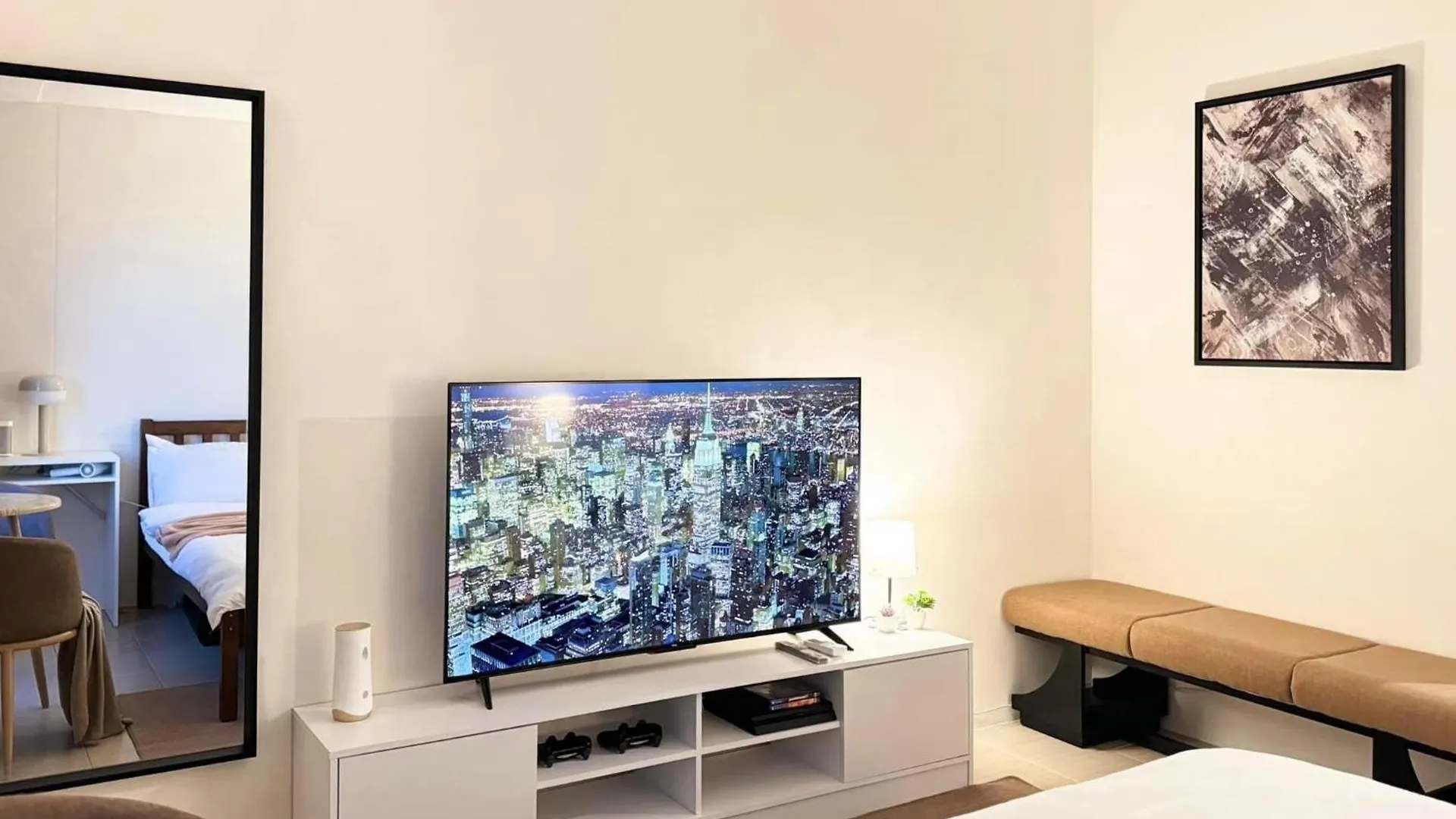 Camari Mandaluyong Staycation 2 With Ps4, 400Mbps Wifi, Pool, Netflix Near Mrt Boni, Bgc, Megamall, Makati Manila