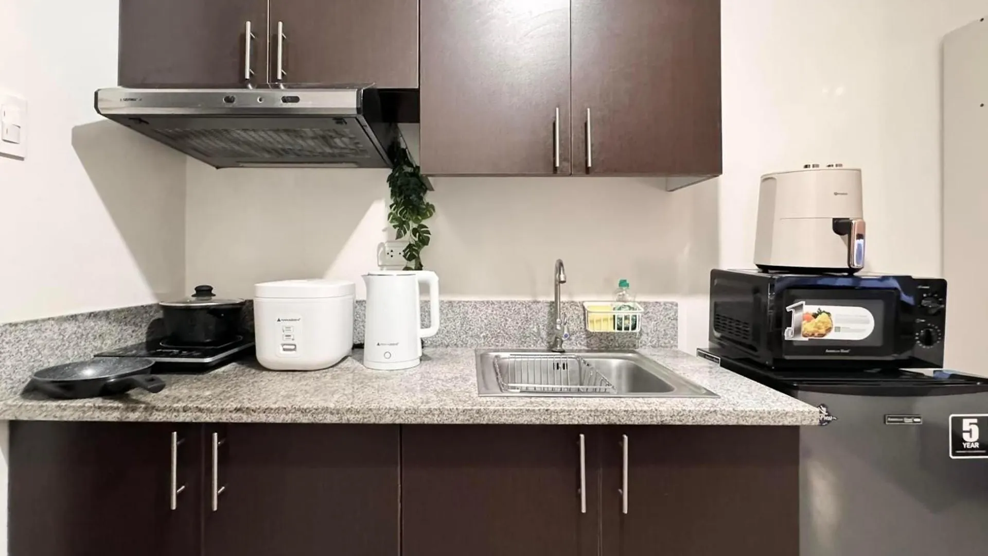 דירה Camari Mandaluyong Staycation 2 With Ps4, 400Mbps Wifi, Pool, Netflix Near Mrt Boni, Bgc, Megamall, Makati